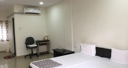 VRP Guest House Room Type - A/C double bed room