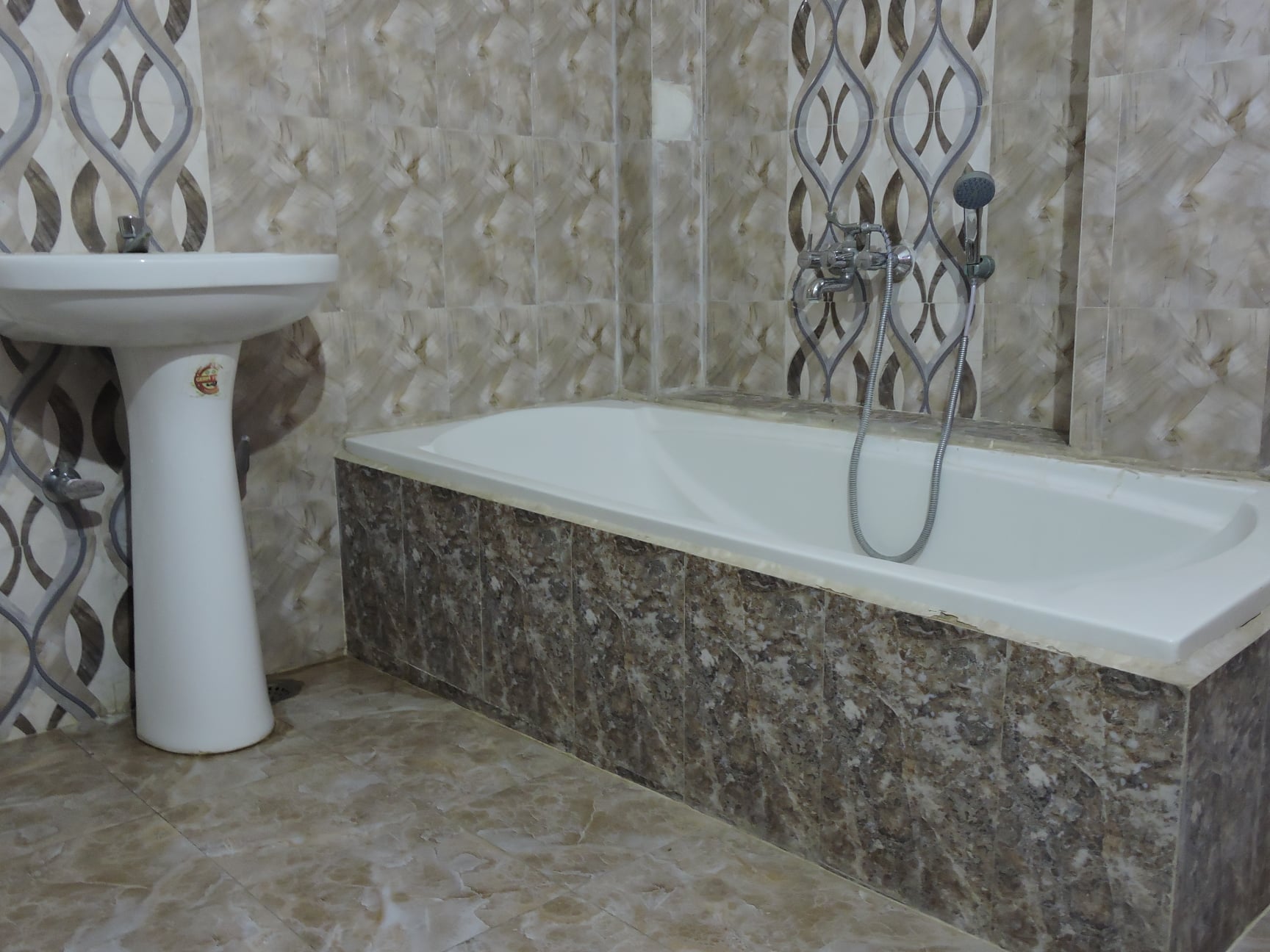 Hotel Mahamaya Palace, Deoghar - Tap to explore photos