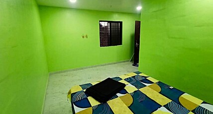 Swami Om Bhakt Niwas Room Type - Deluxe AC Room