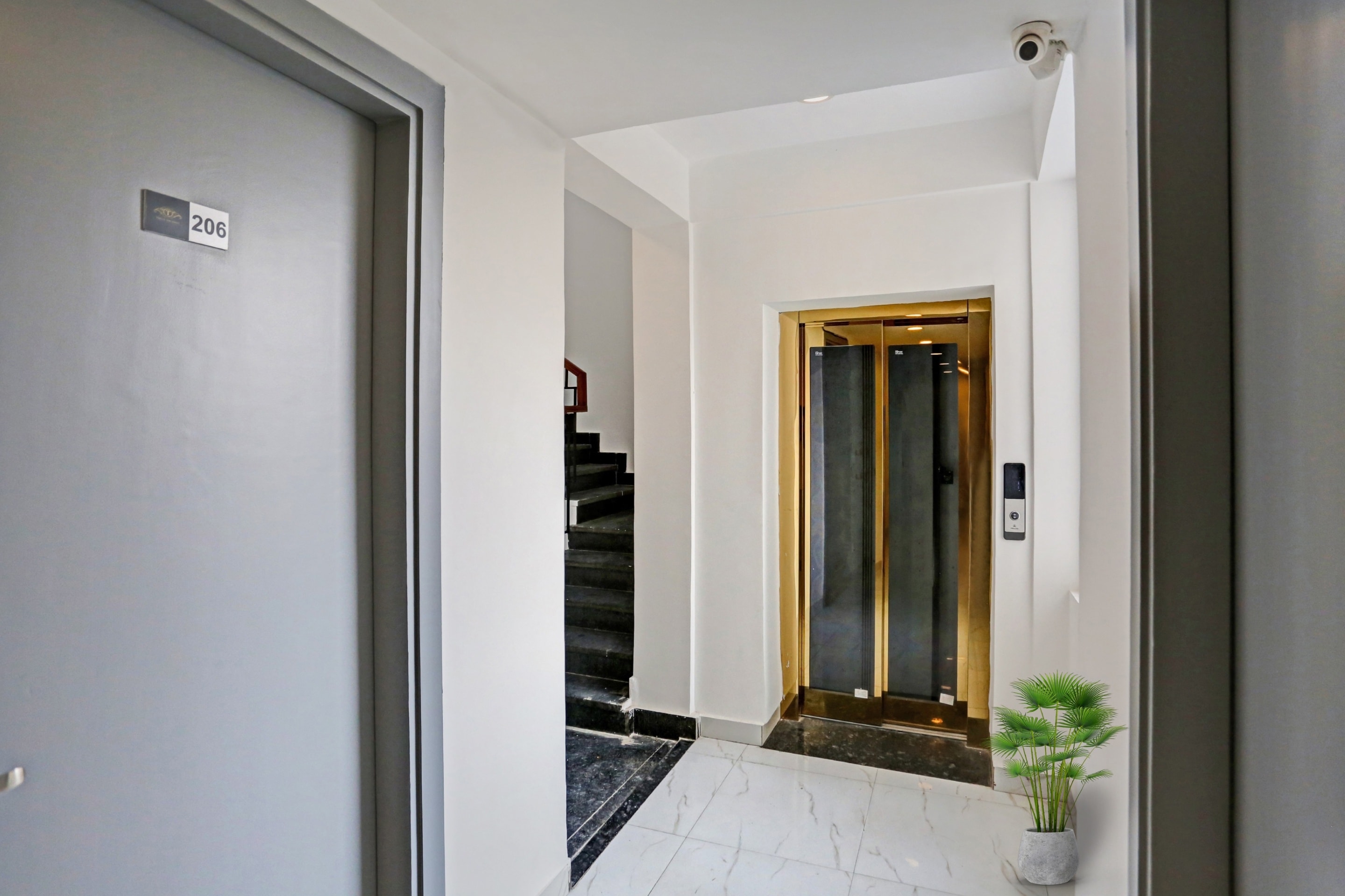 Hotel O Himalaya Residency - Tap to explore photos