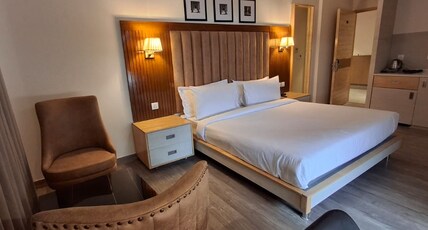 Hotel Sakura Gold by Maps Group Room Type - Deluxe Room with (Swimming Pool Access)