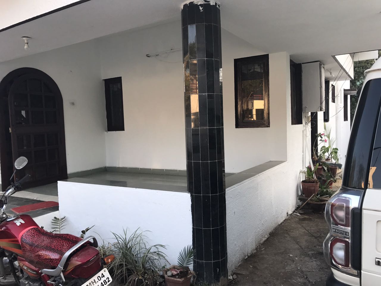 Chandrakant Villa - Tap to explore photos