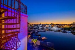 Best Western Harbour Inn & Suites