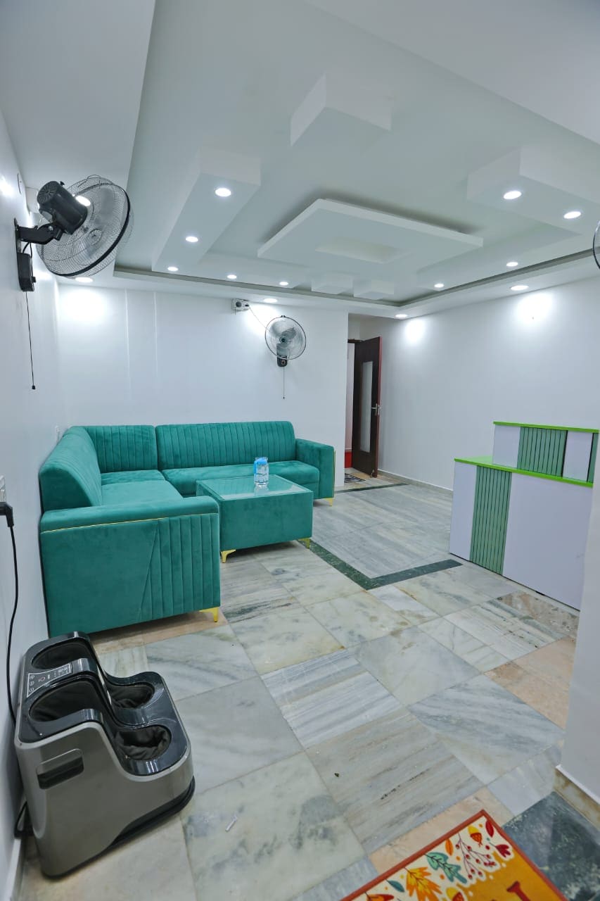 Chandra Homestay - Tap to explore photos