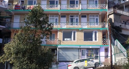 Tarini  Homestay Room Type - Valley-view Deluxe Room with Common Balcony