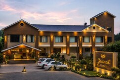 Jannat Resort