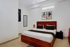 Collection O Noida Sector 52 Metro Station Formerly Hotel Metro View