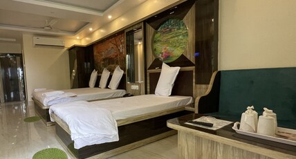 Hotel Aarohi Room Type - Interconnected Family