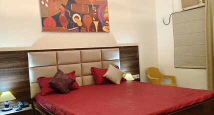 Narayan Palace Luxury Homestay Room Type - Rustic Charm Detached Private Washroom