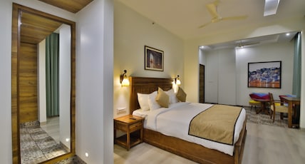 RUDRA VILAS - A Royal Heritage Hotel Room Type - Maharani Suite