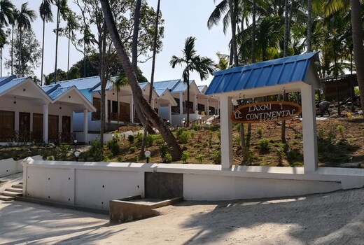 Laxmi Continental Resort