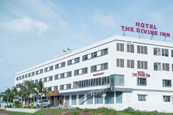 Hotel The Divine Inn, Statue Of Unity - By Hotshot Hotelier
