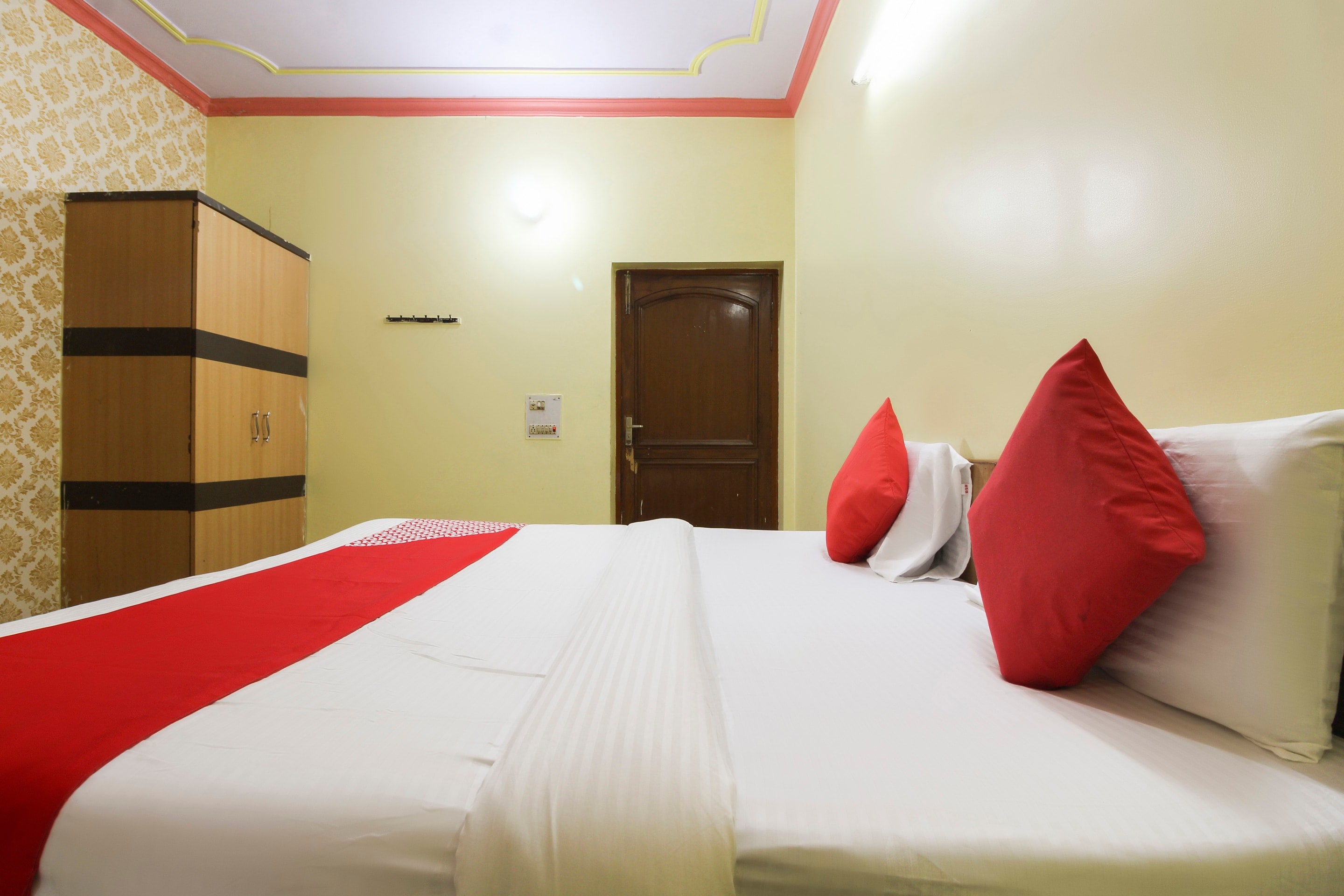 Hotel O Mukund Dham - Tap to explore photos