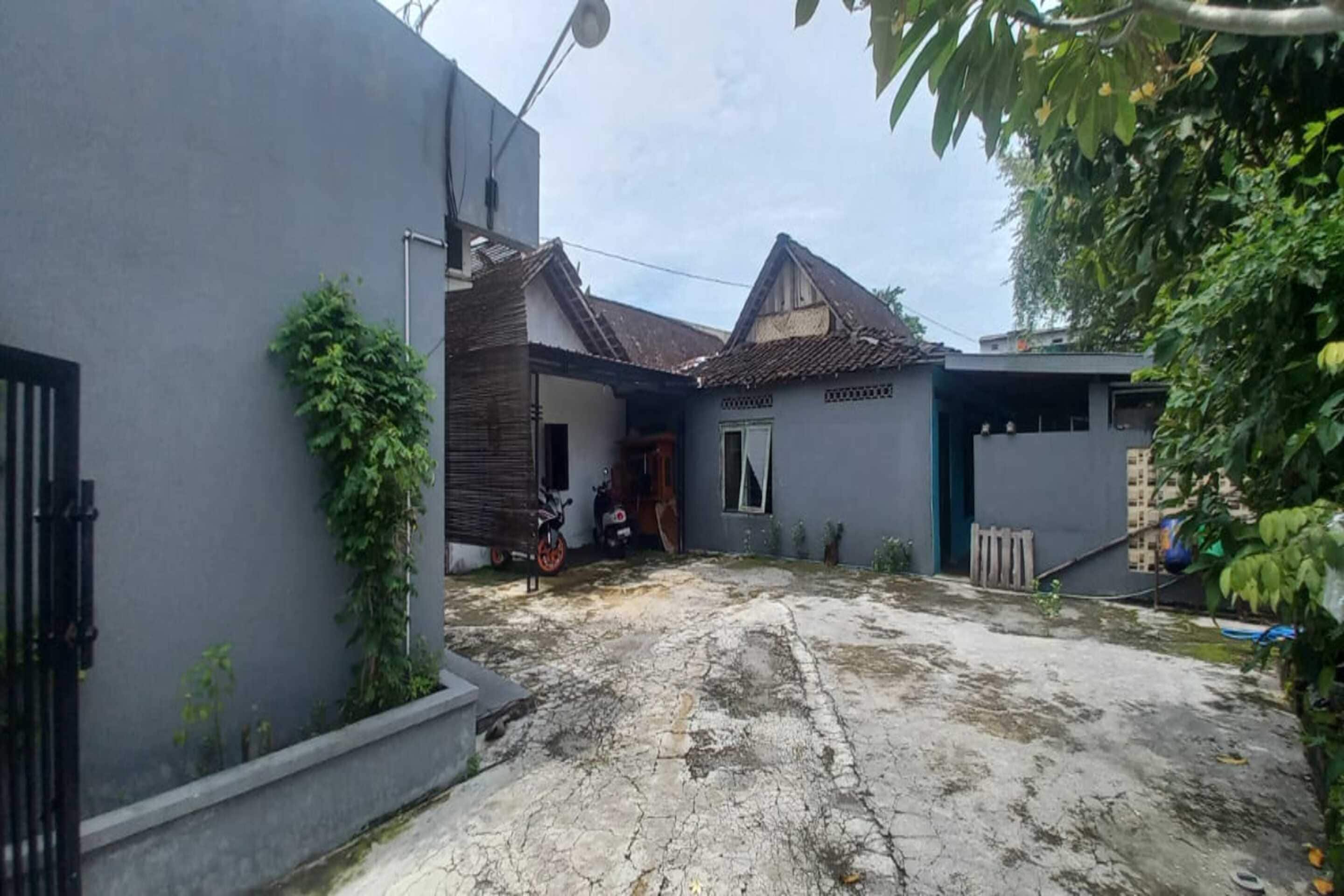 OYO 95109 Eksis Homestay Syariah - Tap to explore photos