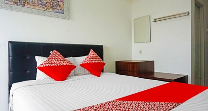 Collection O SSR Apartemen Gunung Putri Square Room Type - Indonesia Deluxe Double Collection O SSR Apartemen Gunung Putri Square Room Type - Indonesia Deluxe Double