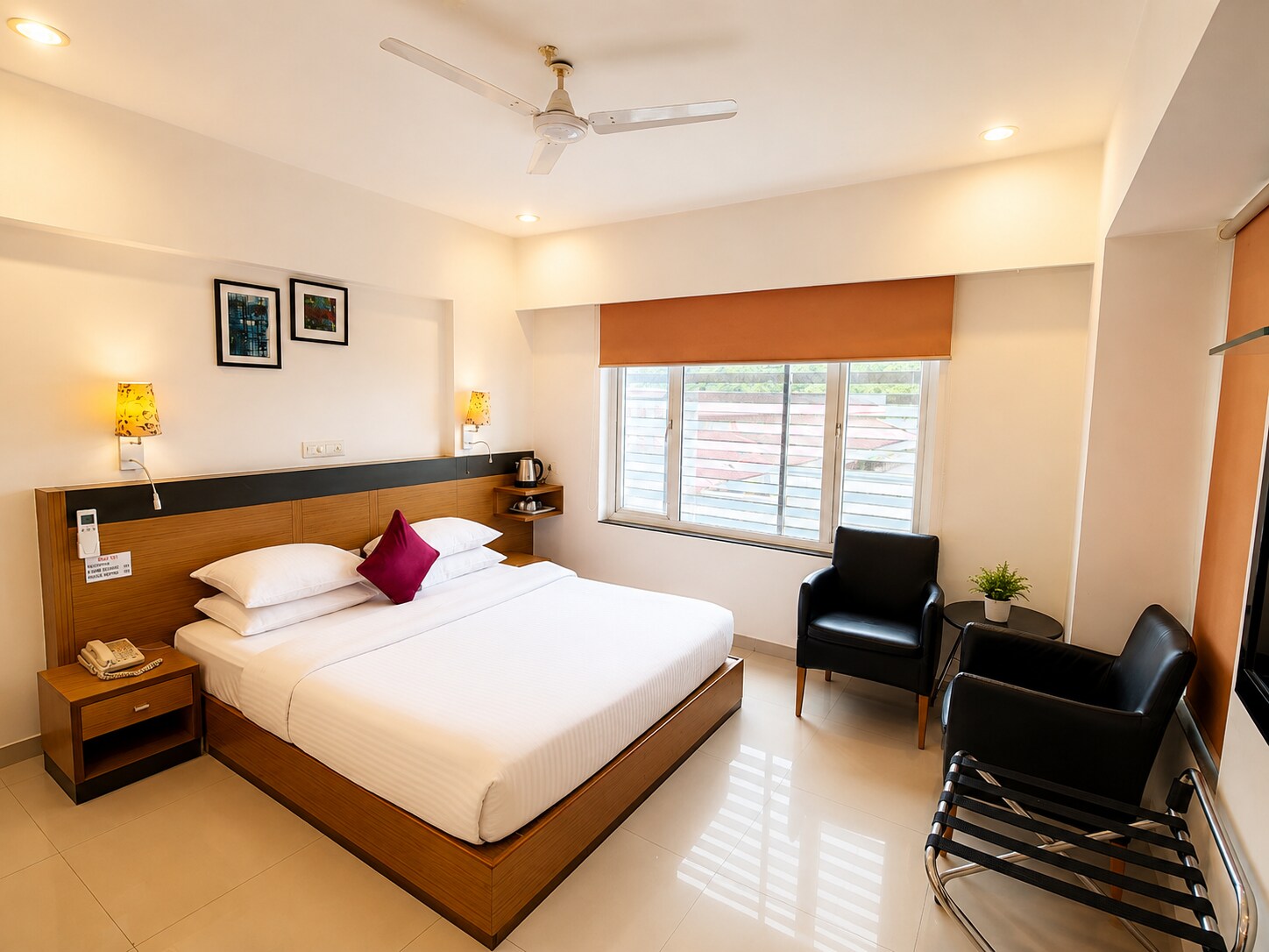 Hi 5 Hotel & Experience - Tap to explore photos