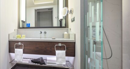 Hilton Istanbul Bakirkoy Room Type - KING GUEST ROOM