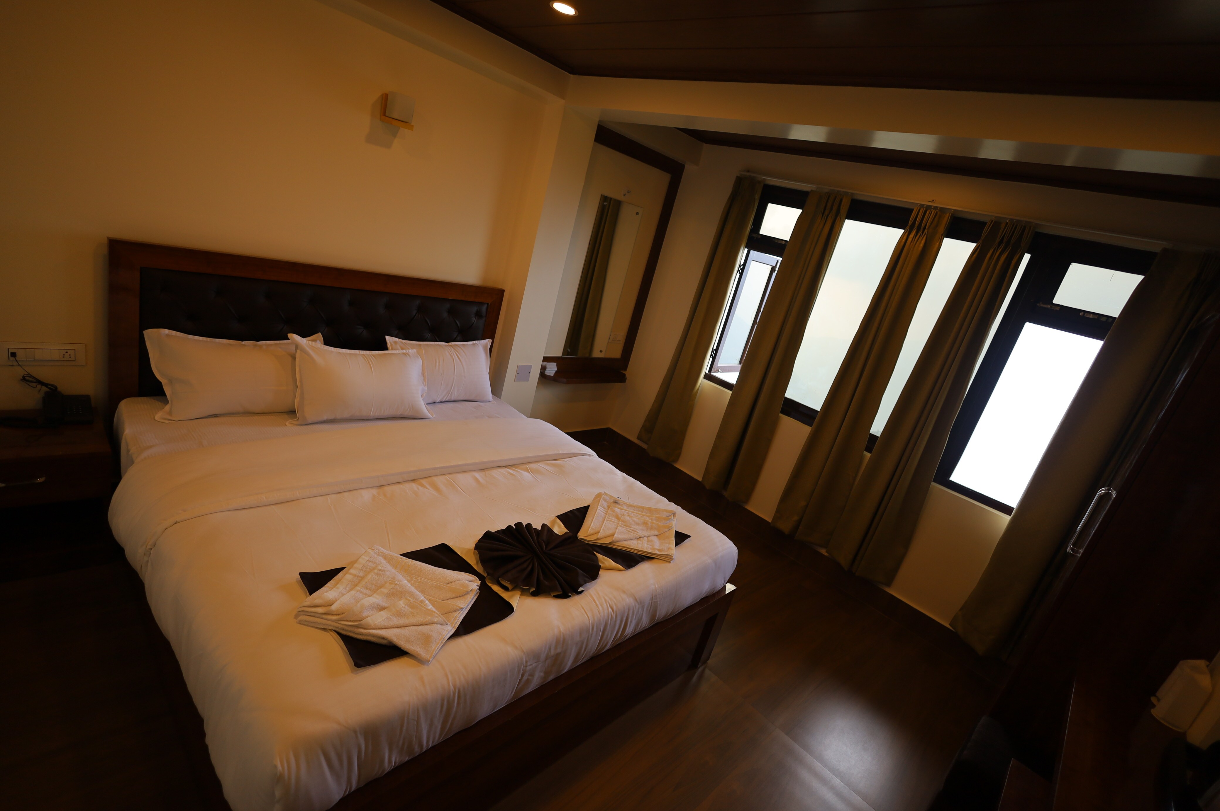 Sikkim Sarovar Hotel - Tap to explore photos
