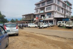 Crave'inn Hotel & Restaurant,  Jalukie Town