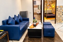Thehrav Apartments at Mahavir Enclave