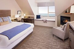 Chrysalis Inn & Spa Bellingham, Curio Collection by Hilton