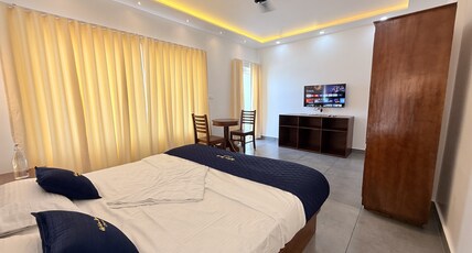 Golden Sands Cherai Room Type - First Floor - Deluxe Room with Balcony