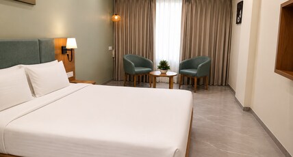Imperia by The Sky Imperial, Statue of Unity Room Type - Imperial Standard