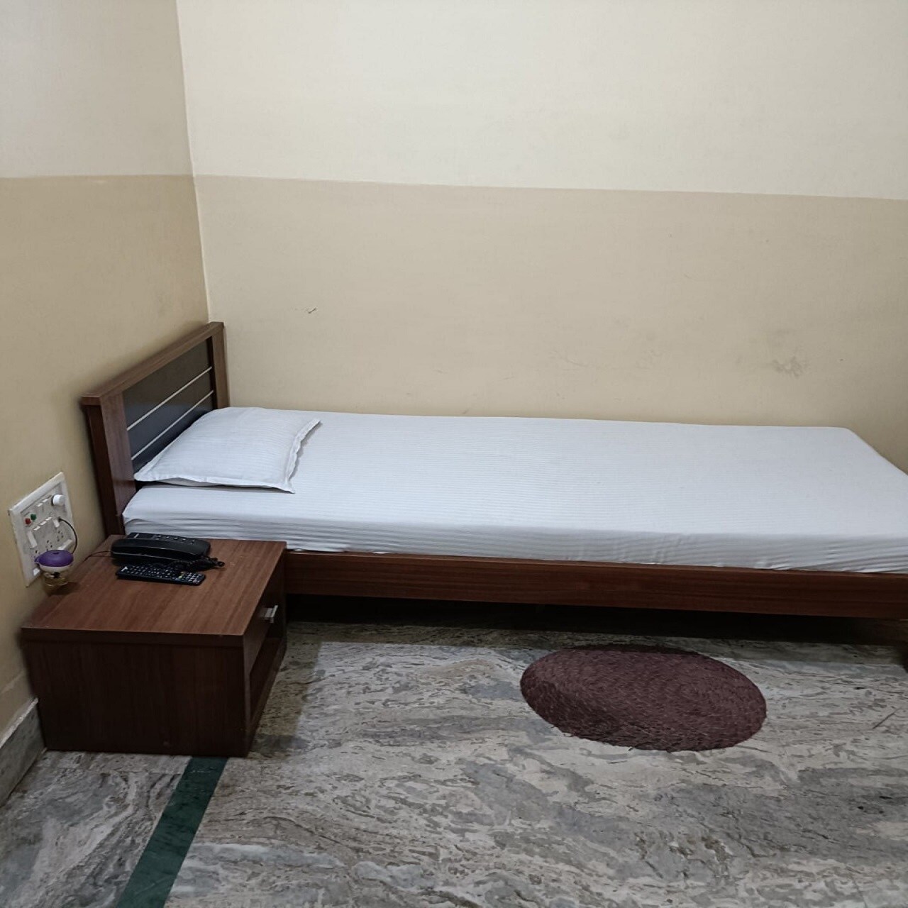 Hotel Kingfisher, Dimapur - Tap to explore photos