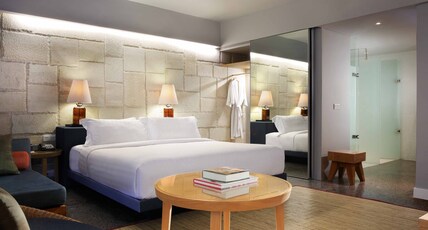 Cross Paasha Bali Seminyak Room Type - Suite Room