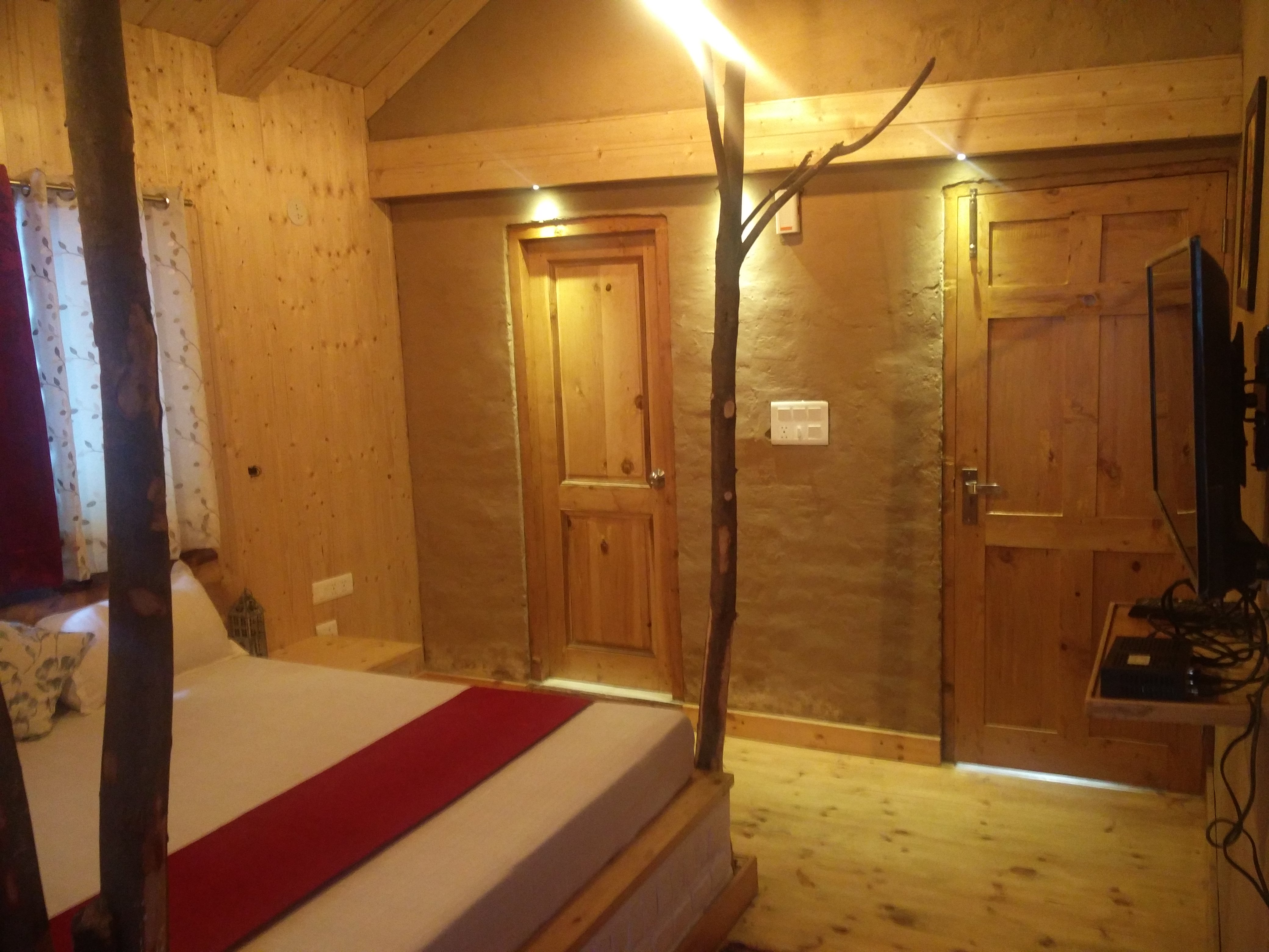 Offbeat Abodes - Tirthan Valley | Homestay - Tap to explore photos