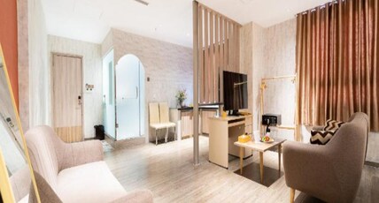 The Solith Hotel Managed by Nicecy Room Type - Family Room with Bathtub and City View - Free Daily In-room Minibar The Solith Hotel Managed by Nicecy Room Type - Family Room with Bathtub and City View - Free Daily In-room Minibar