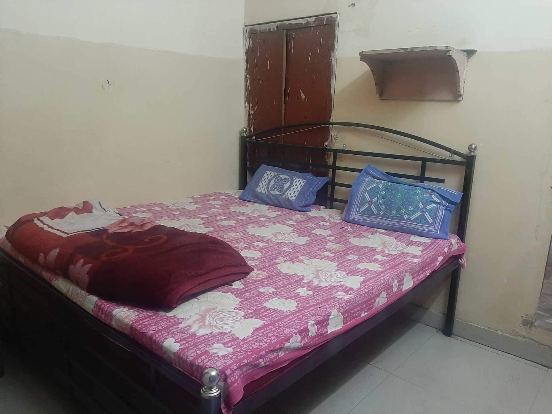 Shiv shakti guest house - Tap to explore photos