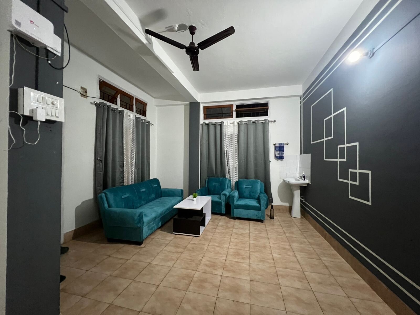 Homestay inn - Tap to explore photos