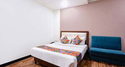 FabHotel SK Galaxy Room Type - Deluxe Room