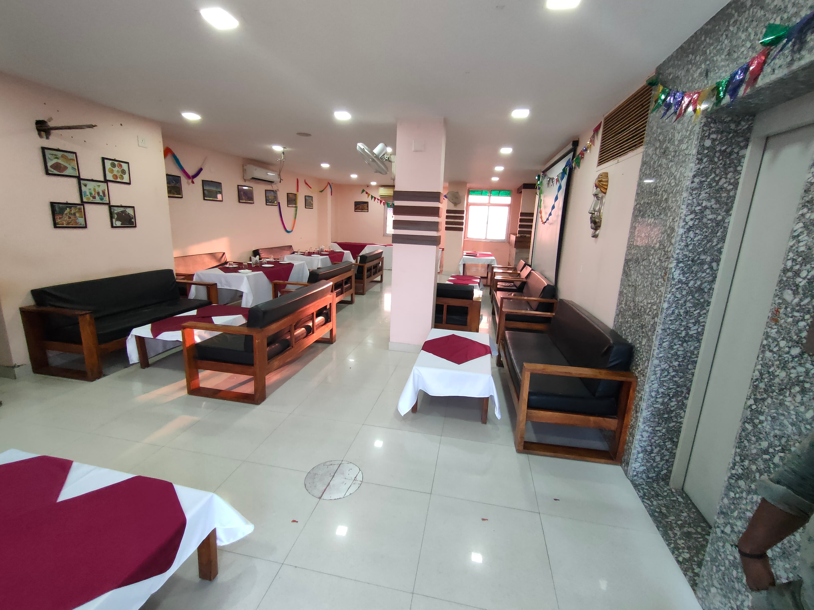 Main gallery