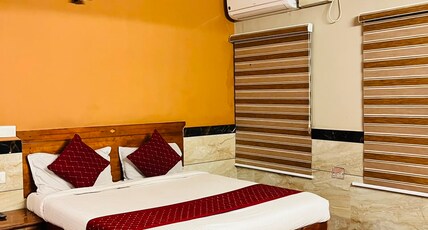 Hotel Shadow Moon Room Type - Non AC Standard Room