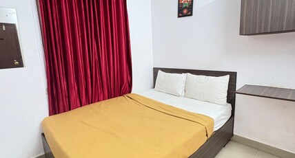 Inest Suites Madiwala Room Type - Deluxe Double Room
