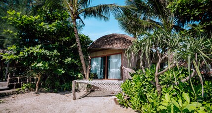 Sola Resort Room Type - Bungalow - Water Front