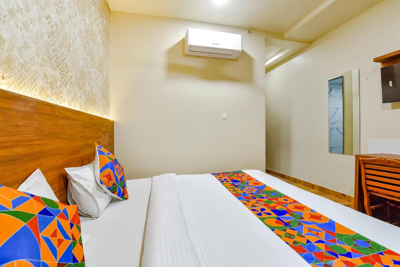 Hotel KPL Prime, Mansarovar - Tap to explore photos