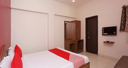 Hotel Muskan Room Type - Deluxe Room