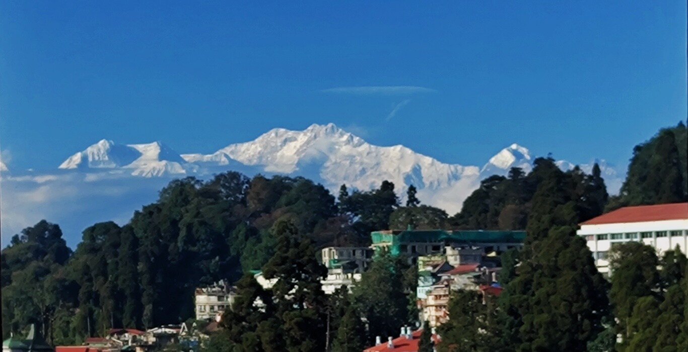 Hotel Comfort Residency - Tap to explore photos