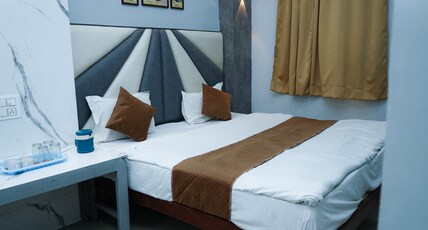 Hotel Pleasure Landmark Room Type - Deluxe Room