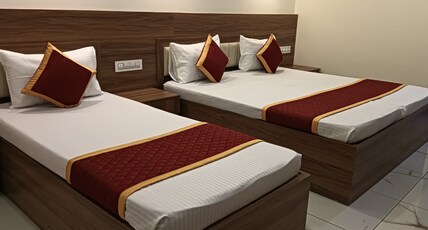 Shanthi Tourist Home Room Type - Deluxe Triple Room