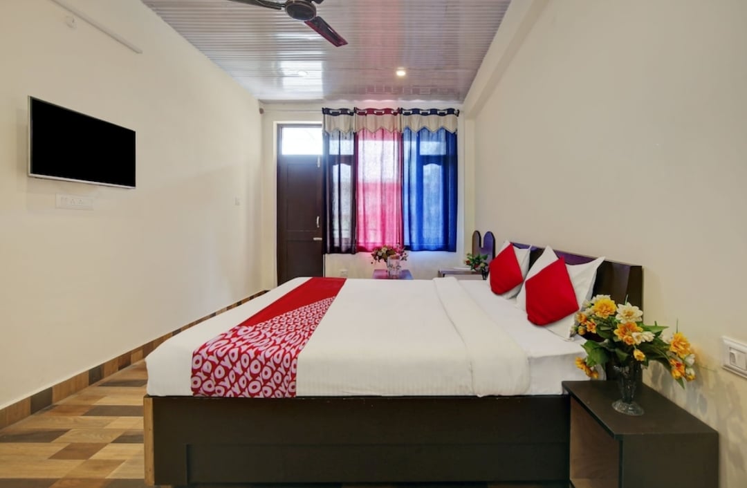 Snow View Residency - Tap to explore photos