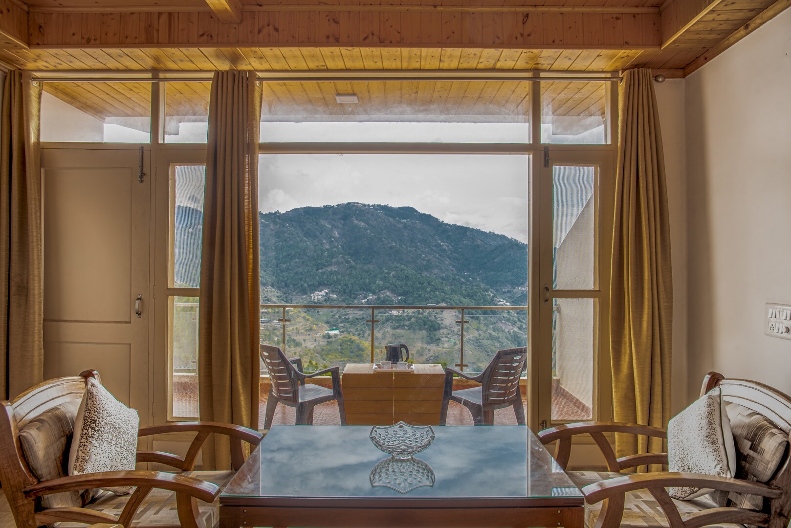 The Western Height Homestay By Exotic Stays - Tap to explore photos