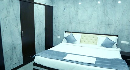 Hotel Sushmitha Inn Room Type - Premium suite Room