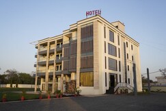 Hotel & Resort  Shrestha Paradise