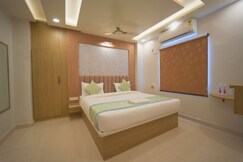 Address of VR Hotel Patna