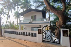 MAULI Villa and Homestay with swimming pool