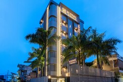 Iconic Hotel